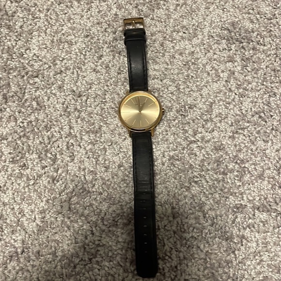 Women’s Nixon watch - Picture 2 of 5